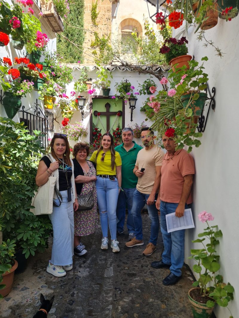Rincón de la Cruz de la Calle Jazmines