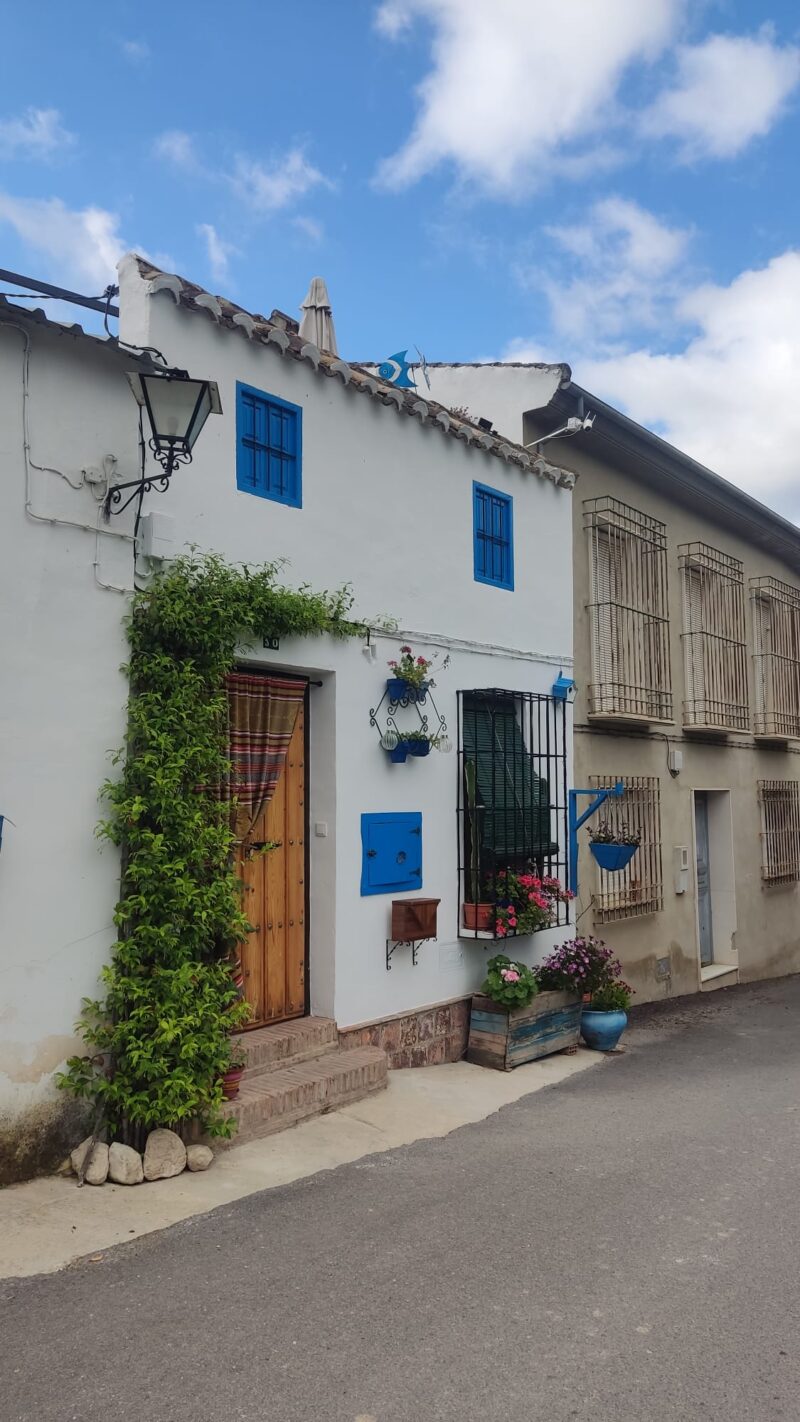 Fachada de Paula en El Tarajal